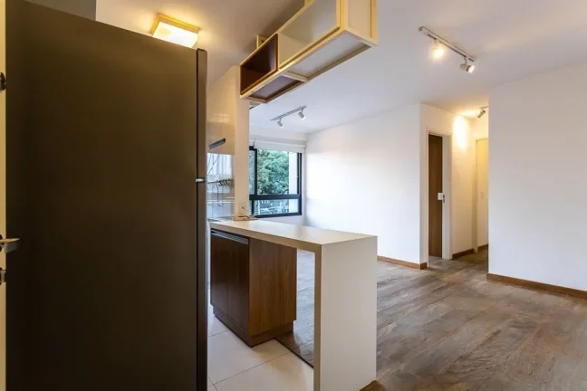 Foto do imóvel Apartamento à Venda Na Vila Madalena Com 2 Dormitórios Sendo 1 Suíte e 2 Vagas em Rua Ourânia