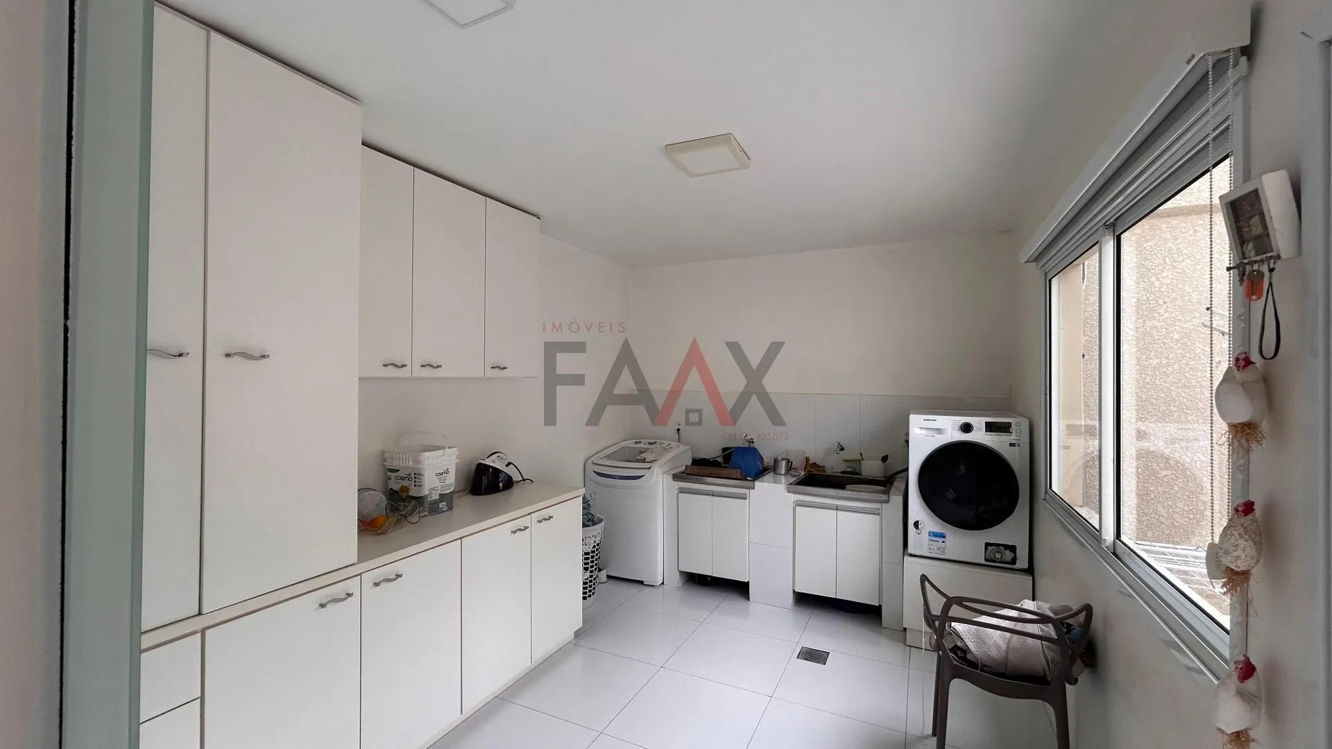 Imagem Sobrado com 4 dormitórios à venda,650.40 m , GUARAPUAVA - PR