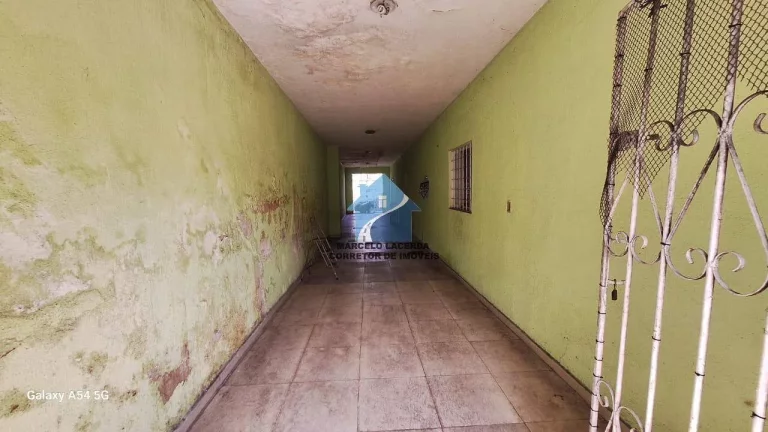Imagem CASA NA AVENIDA CONSTANTINO NERY - CENTRO