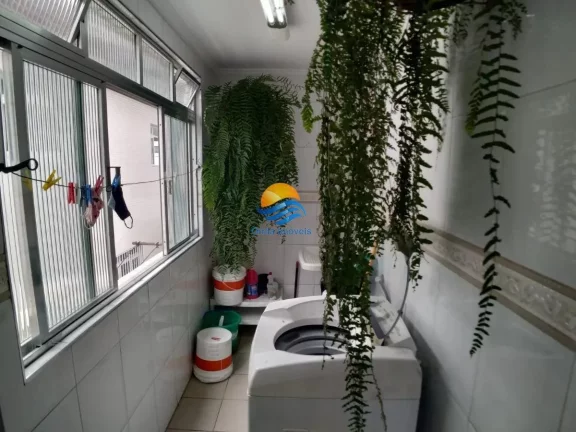 Imagem Casa sobrado a venda em Santos na Aparecida