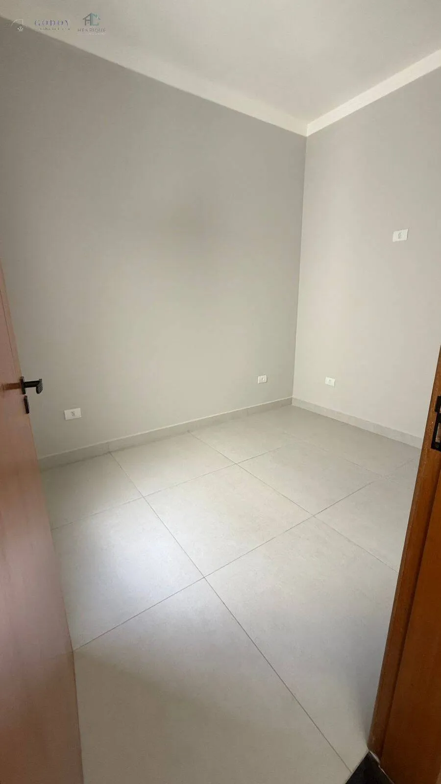 Imagem Casa moderna e bem distribuída, ideal p quem busca conforto e funcionalidad