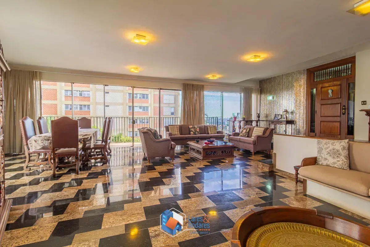 Foto do imóvel Apartamento para venda em Vila Madalena com 3 quartos, sendo 1 suíte, 287m² em Rua Senador César Lacerda Vergueiro