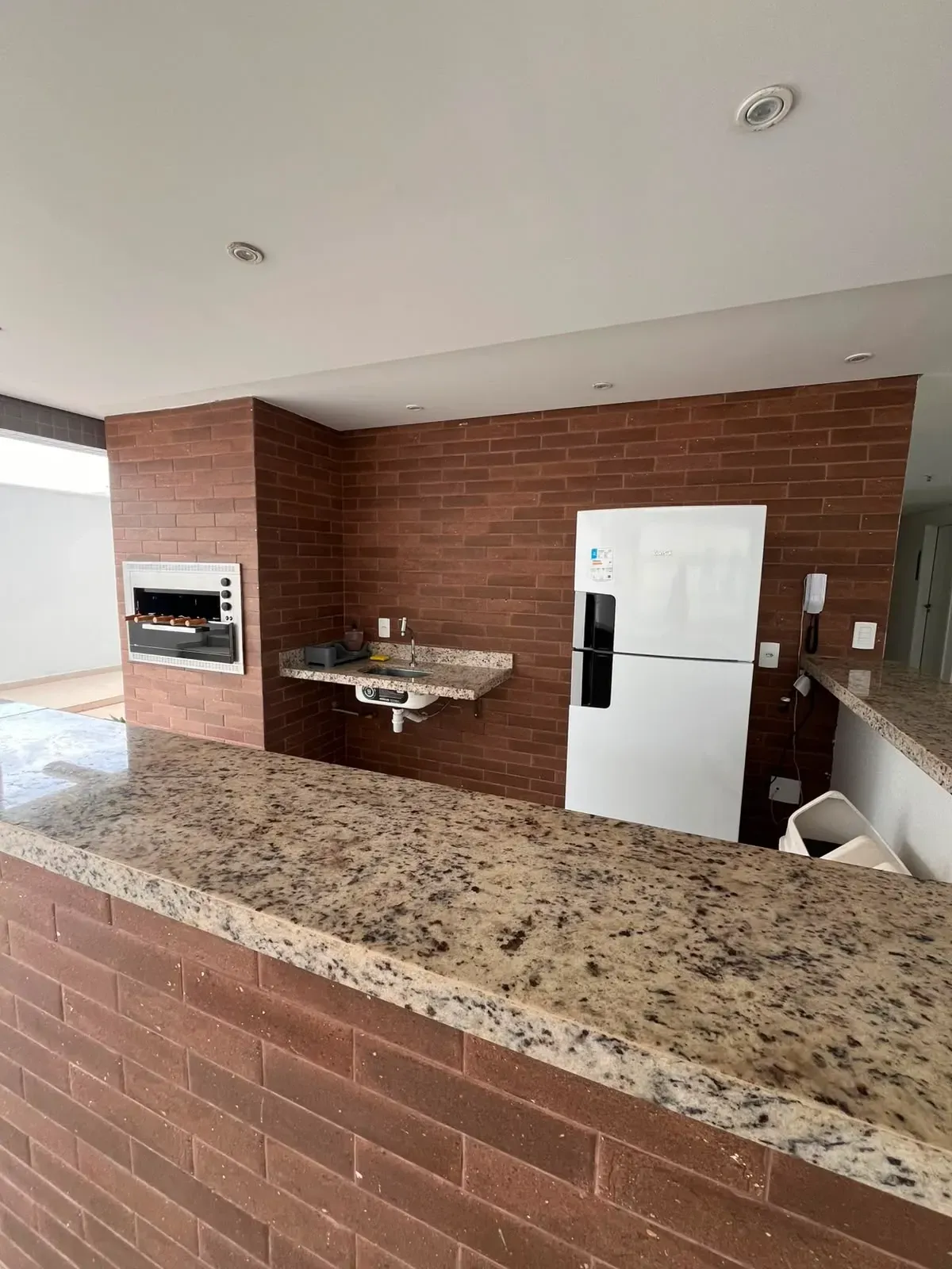 Imagem Apartamento com 2 Quartos para Alugar, 65 m² em Turu - São Luís