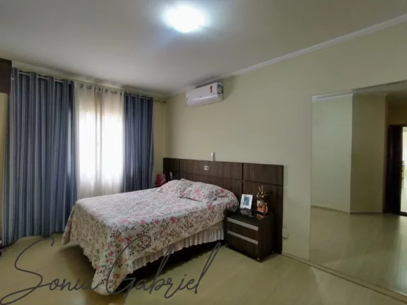 Imagem Casa à venda no Condomínio Portal do Jequitibás, com 3 suítes, 198 m², em Valinhos São Paulo.