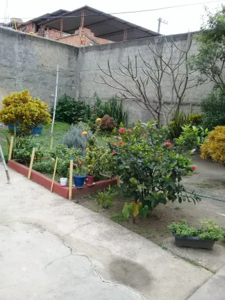 Imagem Casa com 5 Quartos à Venda, 600 m² em Centro - Nilópolis
