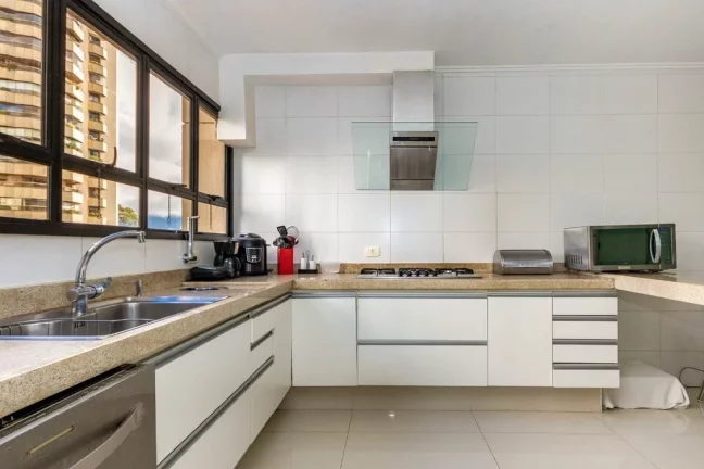 Imagem Apartamento à venda em São Paulo, Vila Suzana, com 4 quartos, 163m2