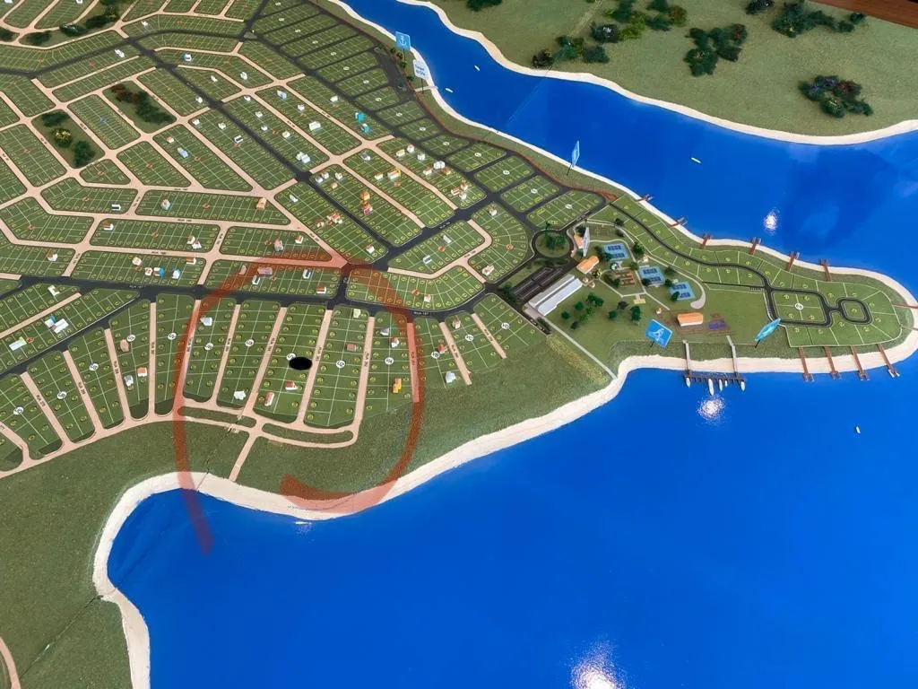 Imagem Terreno à Venda na Represa de Jurumirim - Riviera de Santa Cristina XIII