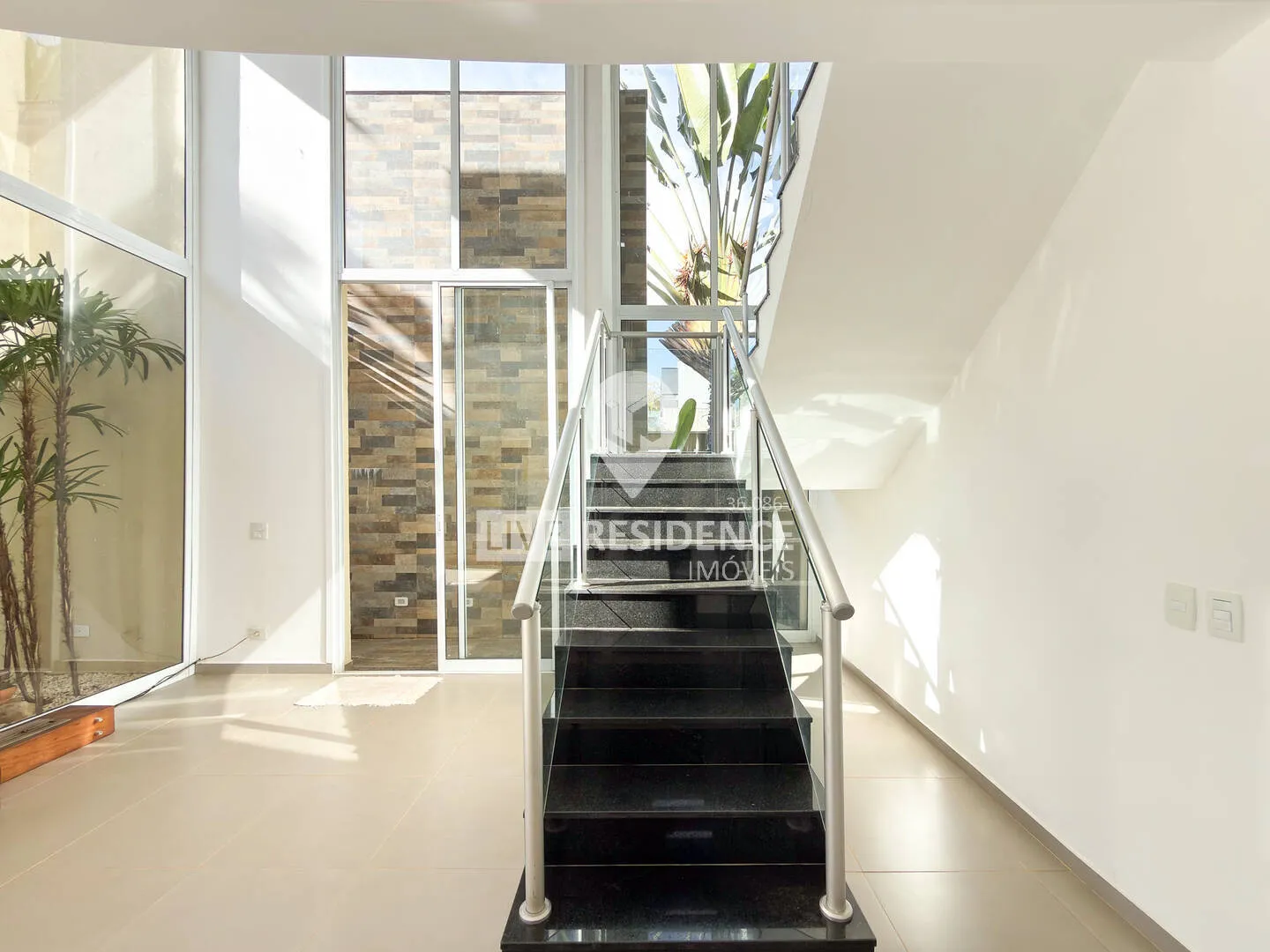 Imagem Casa de Luxo no Condomínio Sete Lagos em Itatiba com 4 Quartos e Lazer