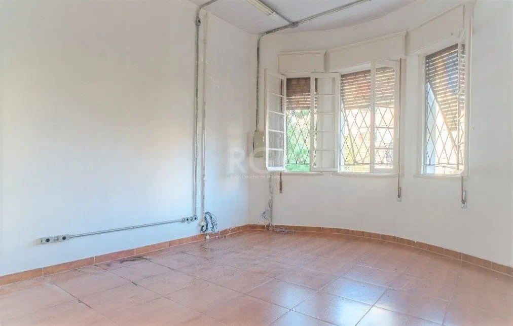 Imagem Casa Comercial para Venda - 290m², 0 dormitórios, Menino Deus