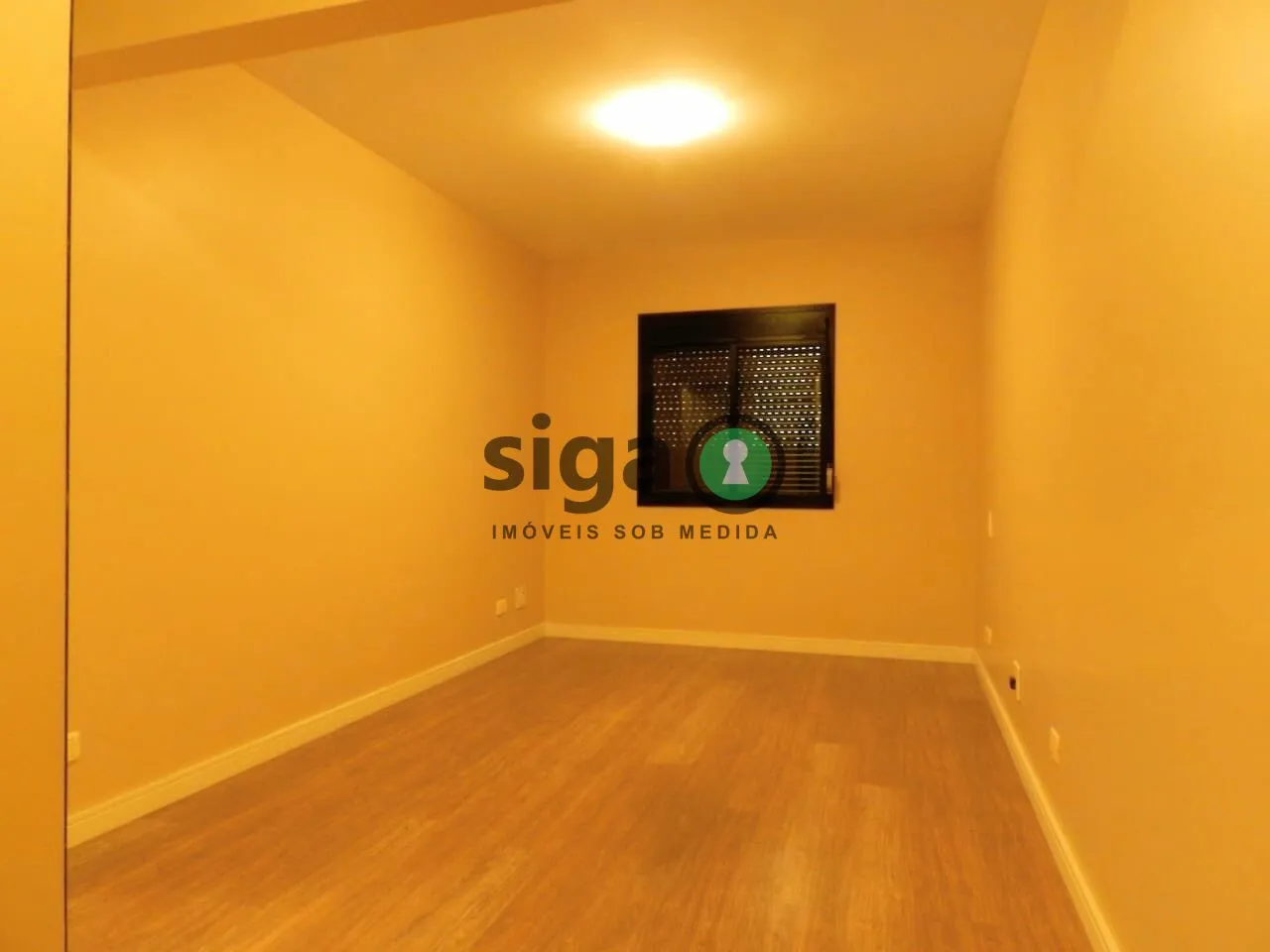 Imagem Apartamento com 2 quartos (1 Suíte) e Sacada com 70m² - Brooklin - São Paulo/SP