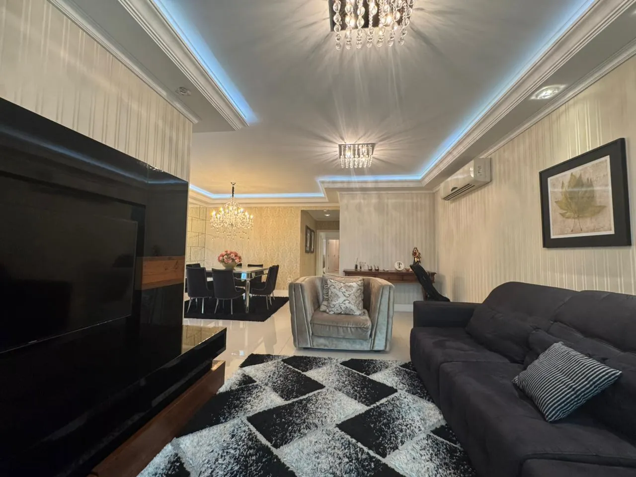 Imagem Apartamento com vista para o mar à venda com 171m2 por R$ 3.500.000,00