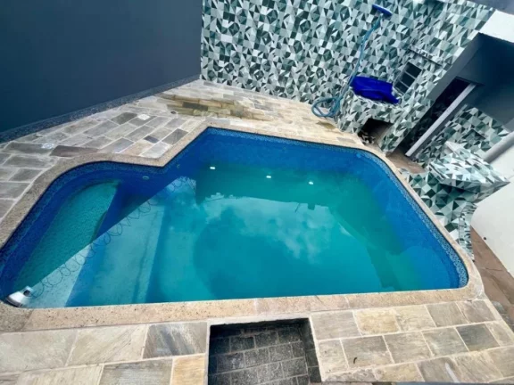 Imagem CASA COM 182 m² - CAIÇARA - PRAIA GRANDE SP
