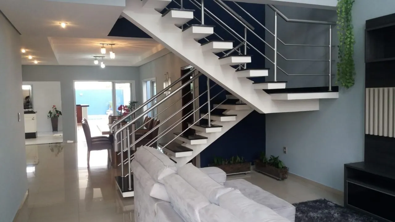 Imagem Casa de Condomínio com 4 Quartos à venda - Jardim Residencial Martinez