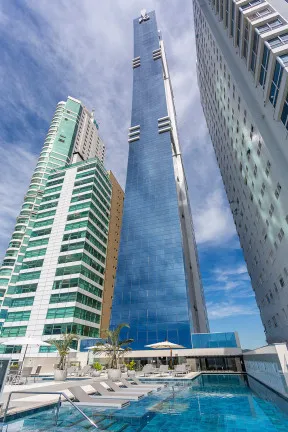 Foto do imóvel Apartamento com 3 Quartos à Venda, 303 m² em Centro - Balneário Camboriú