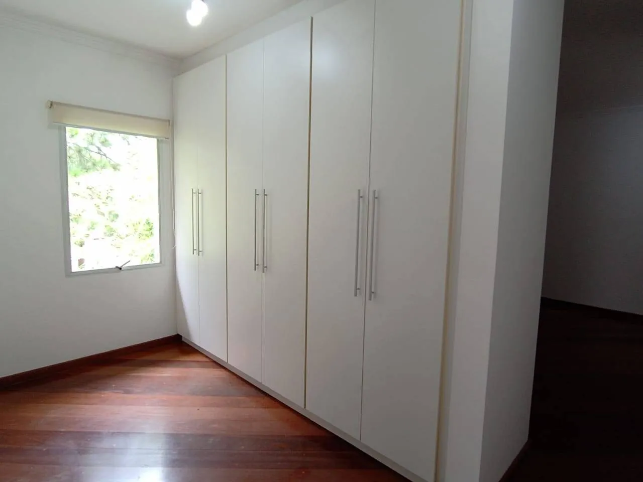 Imagem Casa Sobrado de 700m² Localizada no Residencial Zero!