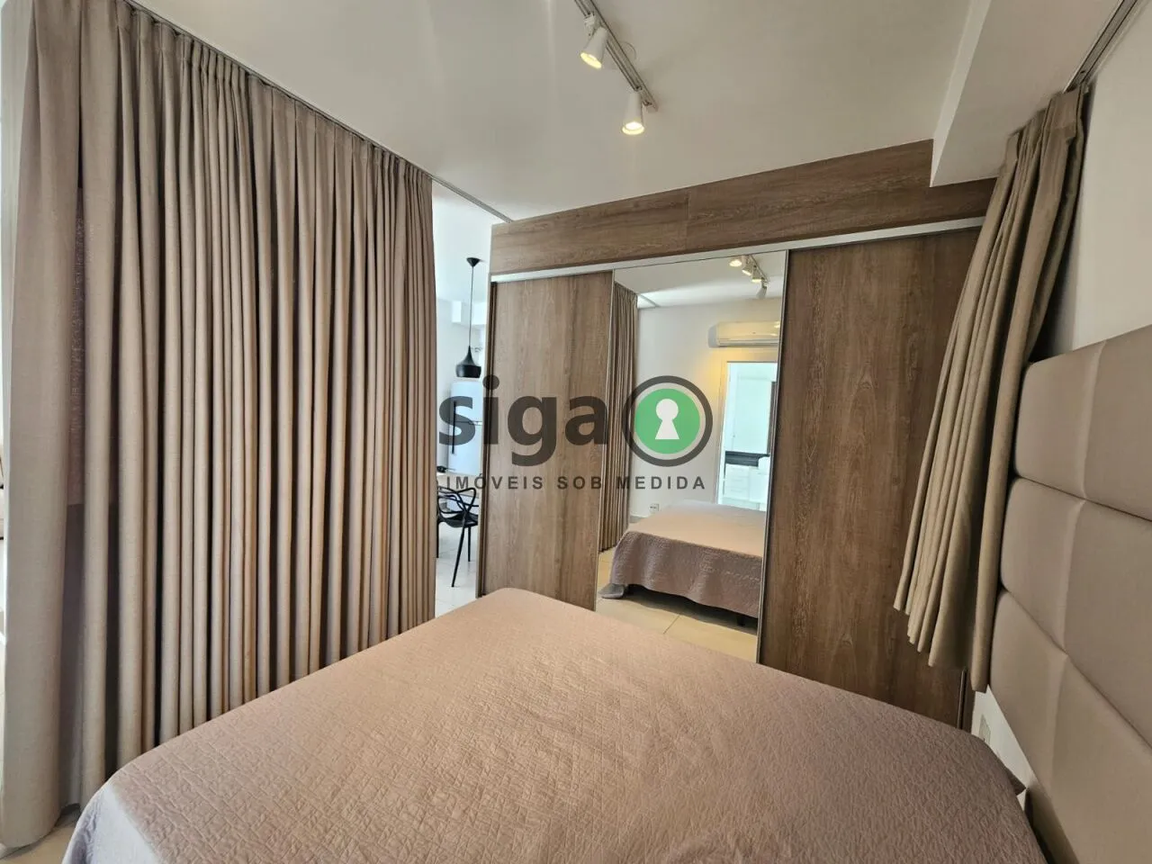 Imagem Apartamento mobiliado para alugar no Condomínio Limited Funchal