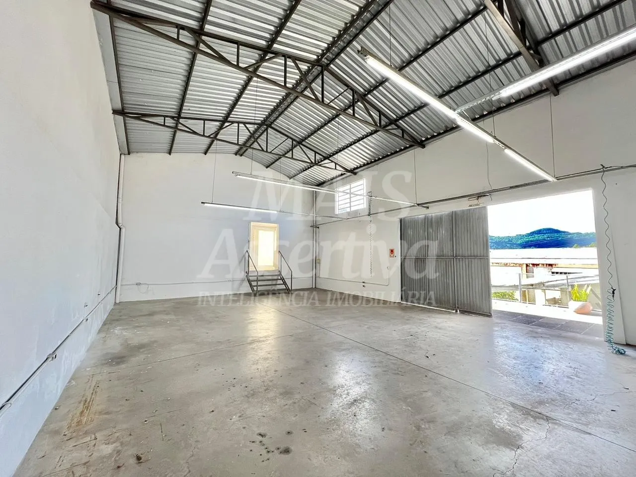 Imagem Prédio comercial +Casa Residencial para venda , bairro Ipiranga em Campo Bom/RS.