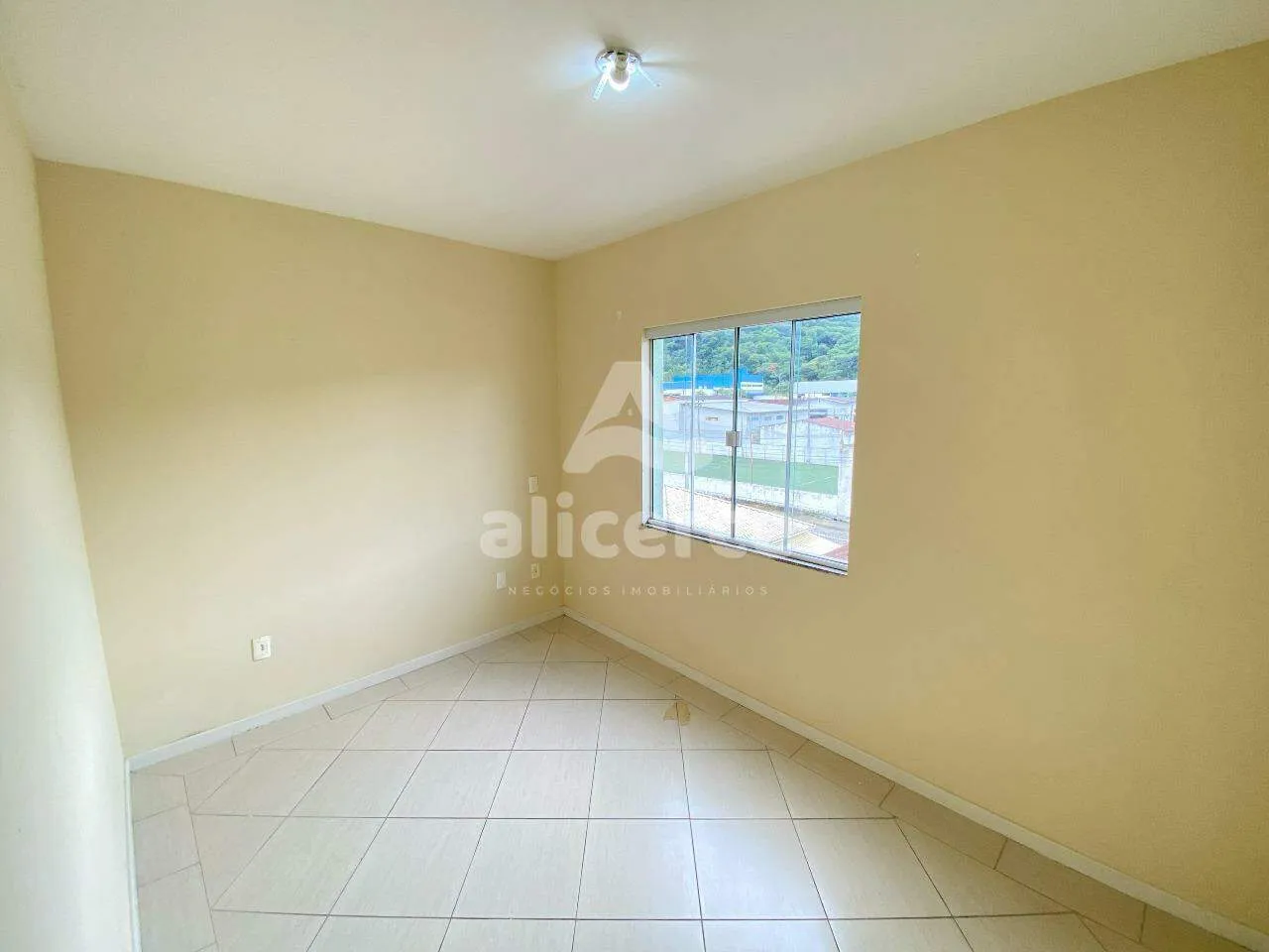 Imagem Apartamento com 114 m² à venda, 3 dormitórios com suíte em Forquilhinhas - São José - SC