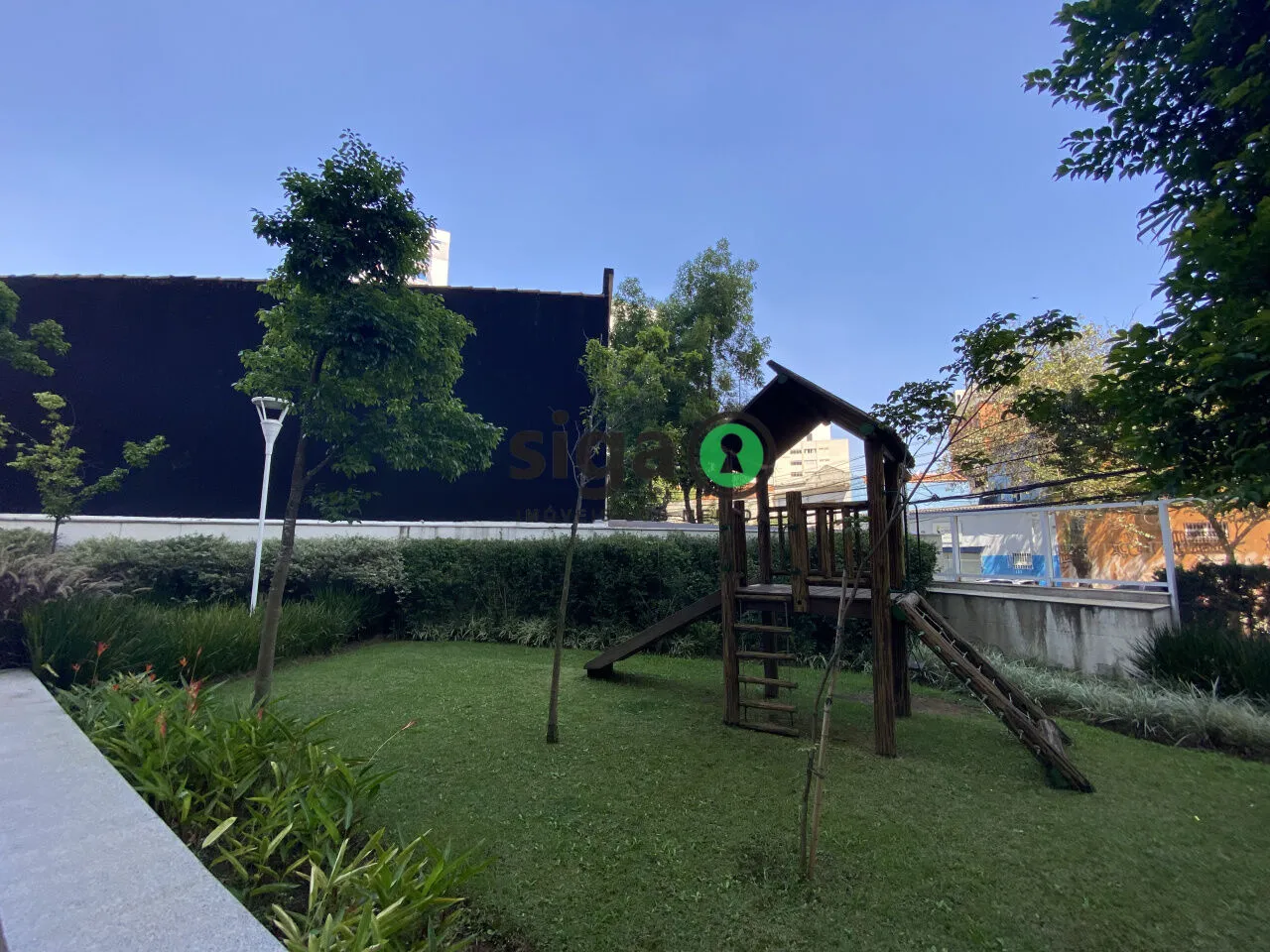 Imagem Apartamento 2 dormitórios na Vila Mariana 2 vagas e depósito, a poucos minutos do Parque Ibirapuera