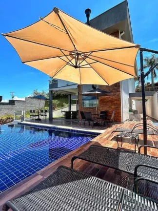 Imagem Casa de 226,7 m² de Condomínio Fechado Vista para Represa de Igaratá