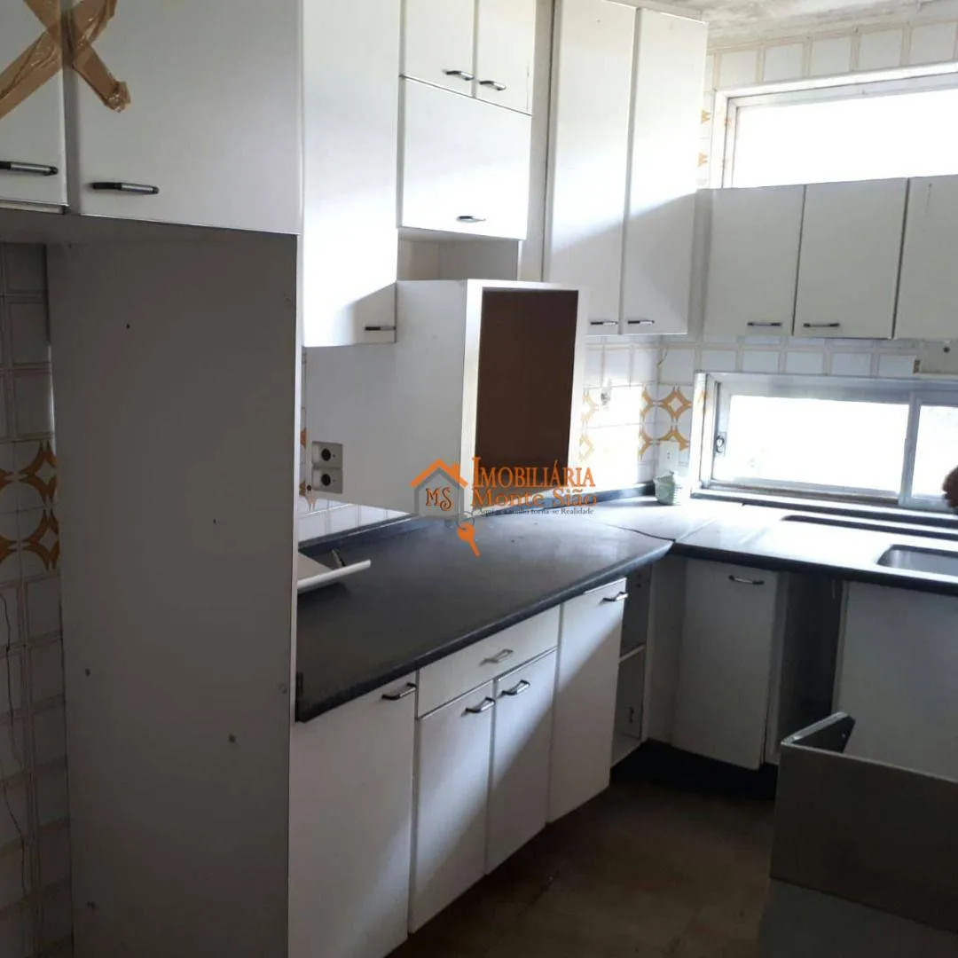 Imagem Casa com 6 dormitórios à venda, 600 m² por R$ 2.350.000,00 - Vila Rosália - Guarulhos/SP