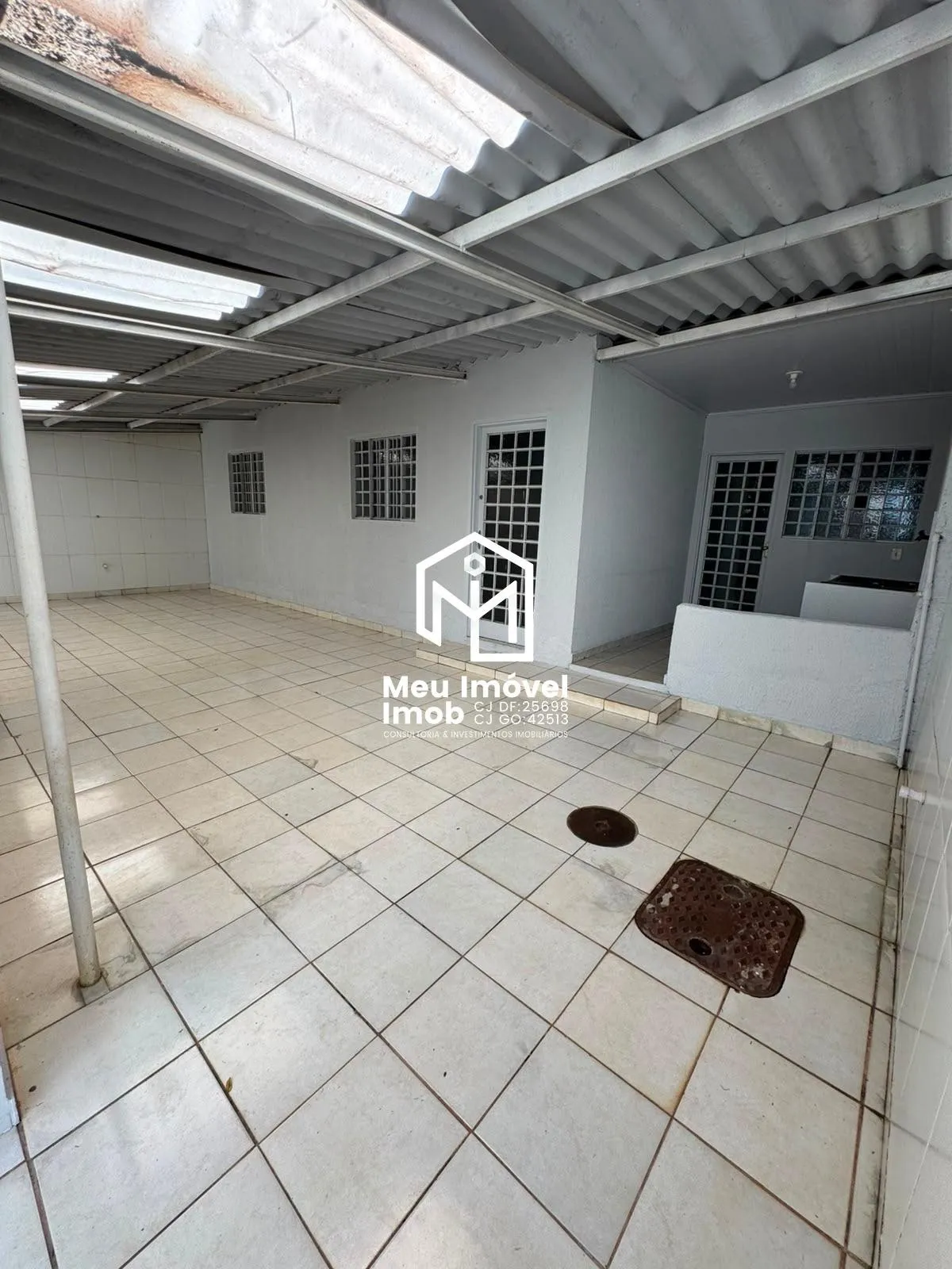 Imagem Casa 6 Quartos 1 Vaga 300m² Reformada Taguatinga/DF