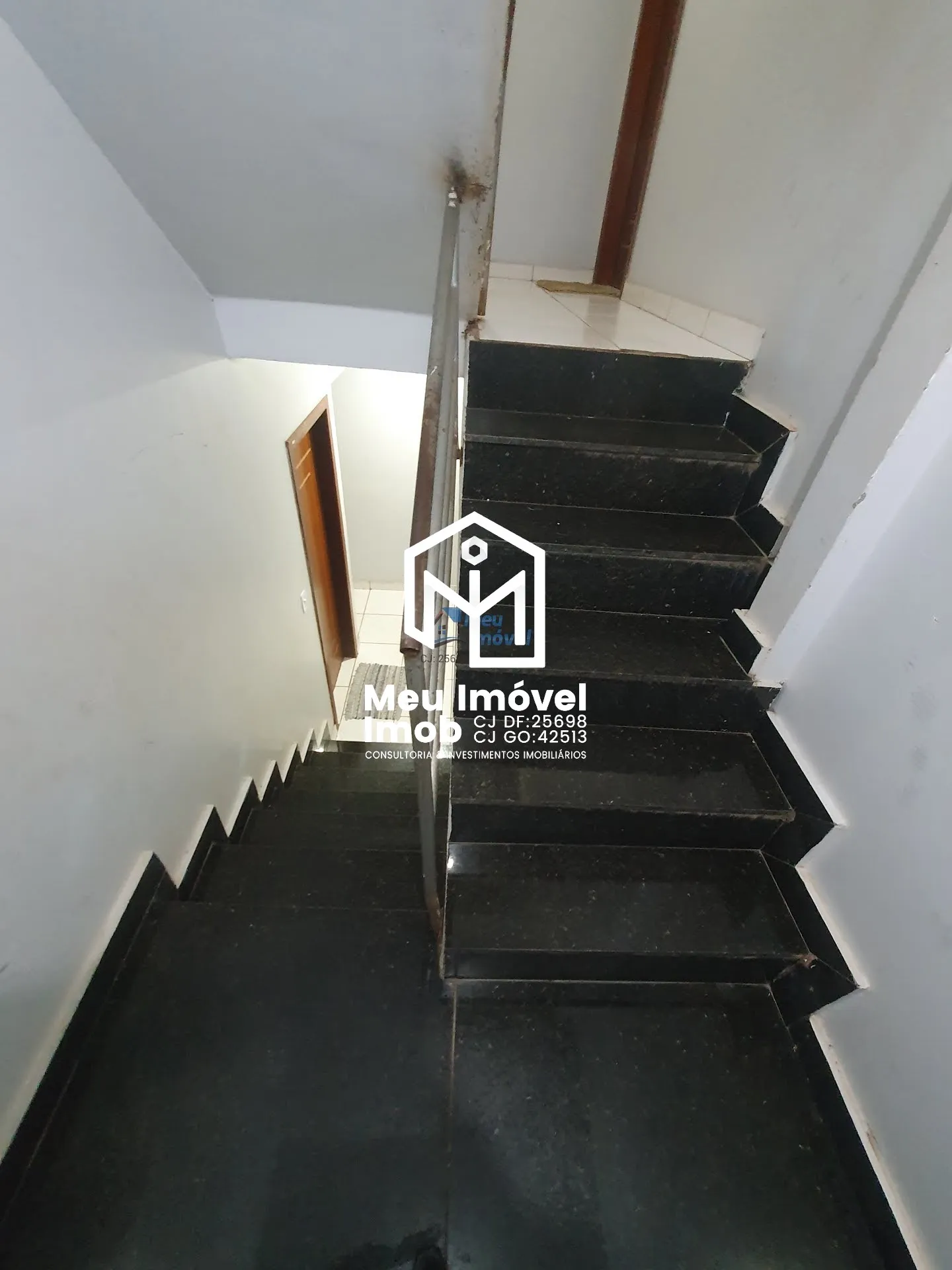 Imagem APTO 13 Quartos 3 Vagas 540m² Cozinha Americana - Guará II