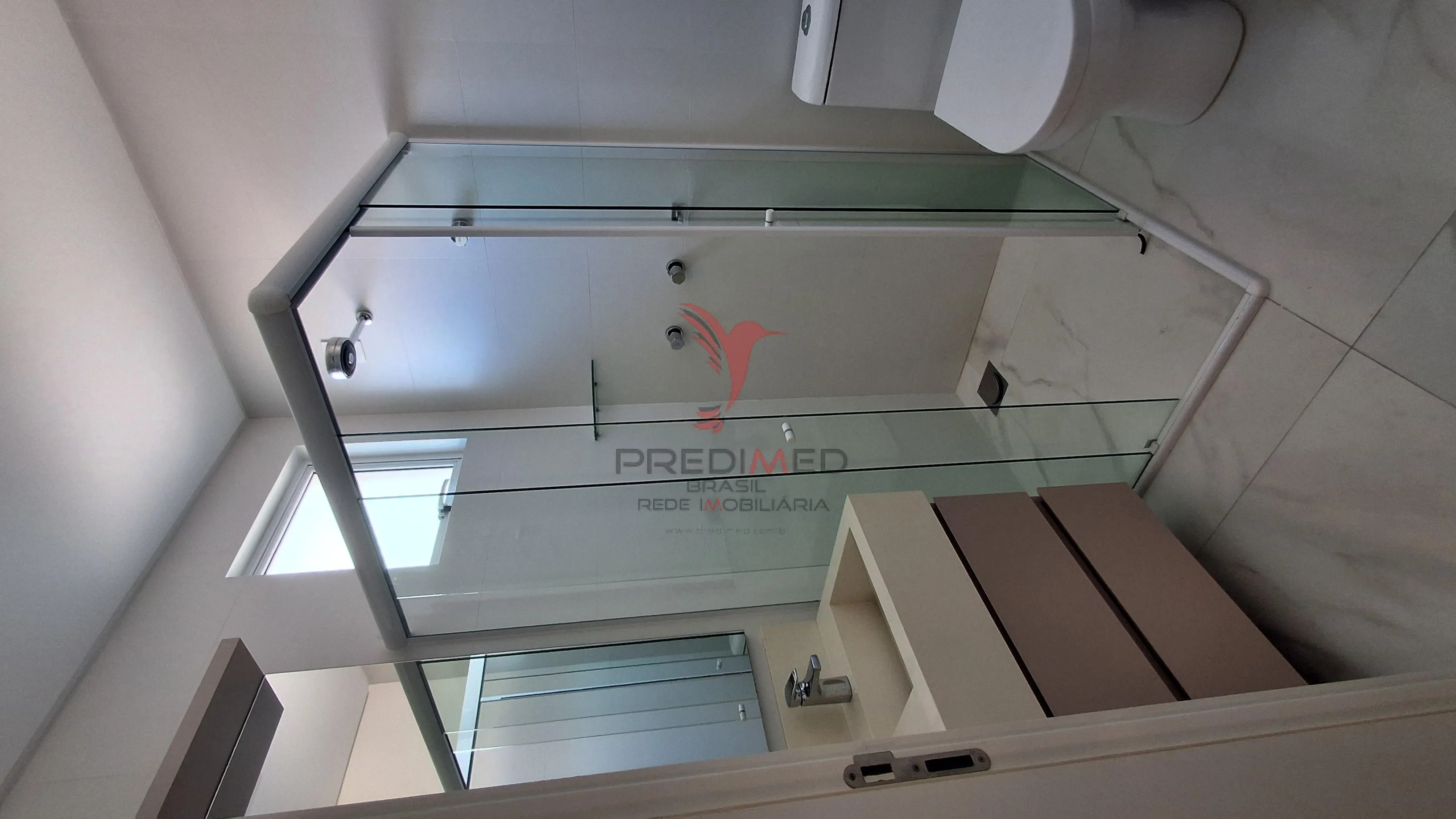 Imagem Apartamento alto padrão na meia praia