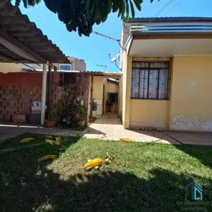 Imagem Casa 02 quartos, edícula, no Capão da Imbuia em Curitiba PR