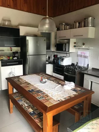 Imagem Chácara à Venda 3 Quartos e 4 Banheiros, 3200 m² P/R$ 670.000,00