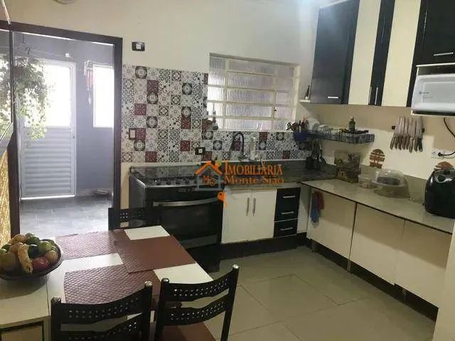 Imagem Sobrado com 2 dormitórios à venda por R$ 660.300,00 - Vila das Palmeiras - Guarulhos/SP