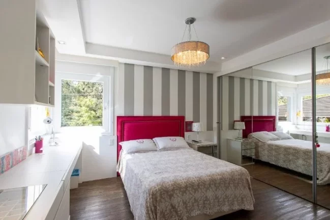 Imagem Casa em Condomínio para venda no bairro Pedra Redonda em Porto Alegre