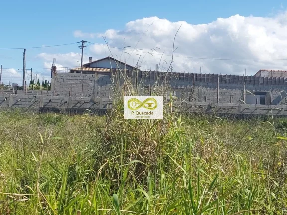Imagem Casa em frente o mar, em ótima localização!