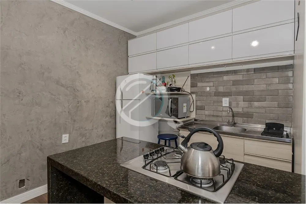 Imagem Apartamento de 1 dormitório na Cidade Baixa, região central de Porto Alegre. Imóvel de fundos, si...