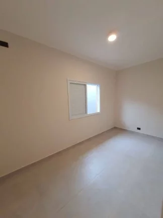 Imagem Casa com 2 dormitórios à venda, 74 m² por R$ 470.000,00 - Caiçara - Praia Grande/SP