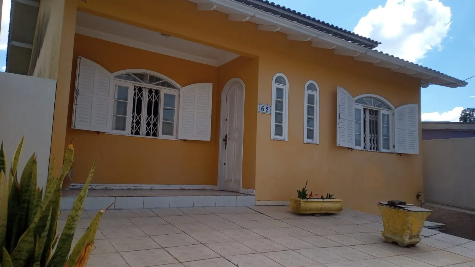 Imagem Casa próximo ao centro de Viamão!