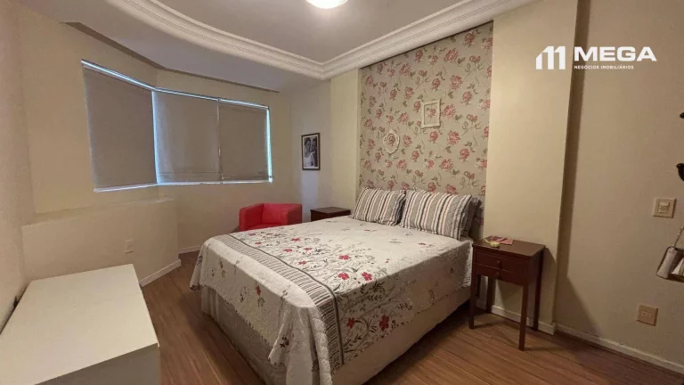 Imagem Apartamento com 4 dormitórios à venda, 301 m² por R$ 2.370.000 - Praia da Costa - Vila Velha/ES