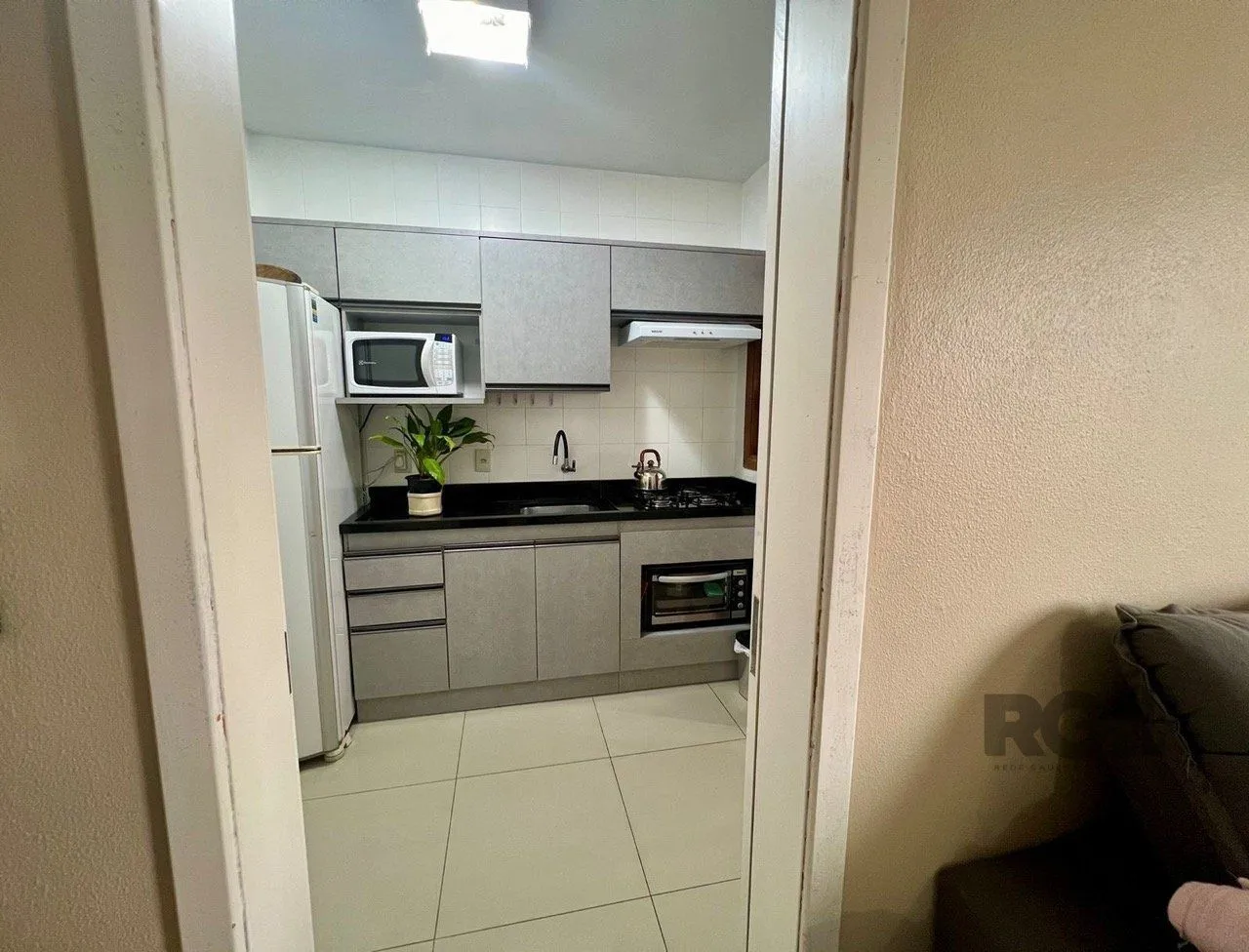 Imagem Apartamento 2 dormitórios mobiliado no bairro Partenon.