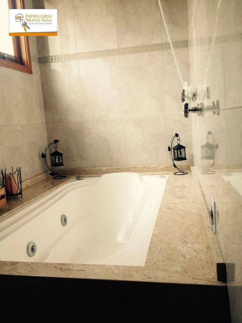 Imagem Sobrado com 3 dormitórios à venda, 108 m² por R$ 1.039.000,00 - Vila Milton - Guarulhos/SP
