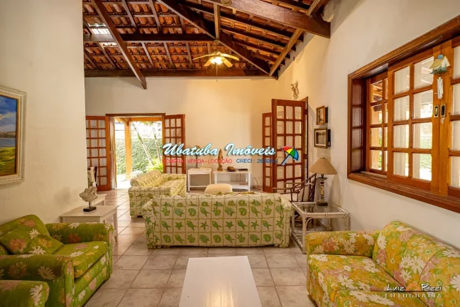 Foto do imóvel Casa a 400 metros da praia.