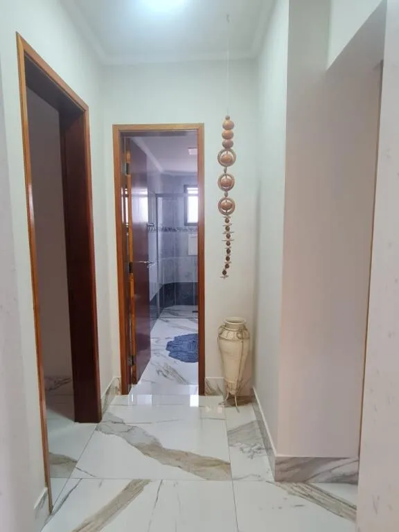 Imagem APARTAMENTO COM 153,00 m² - GUILHERMINA - PRAIA GRANDE SP