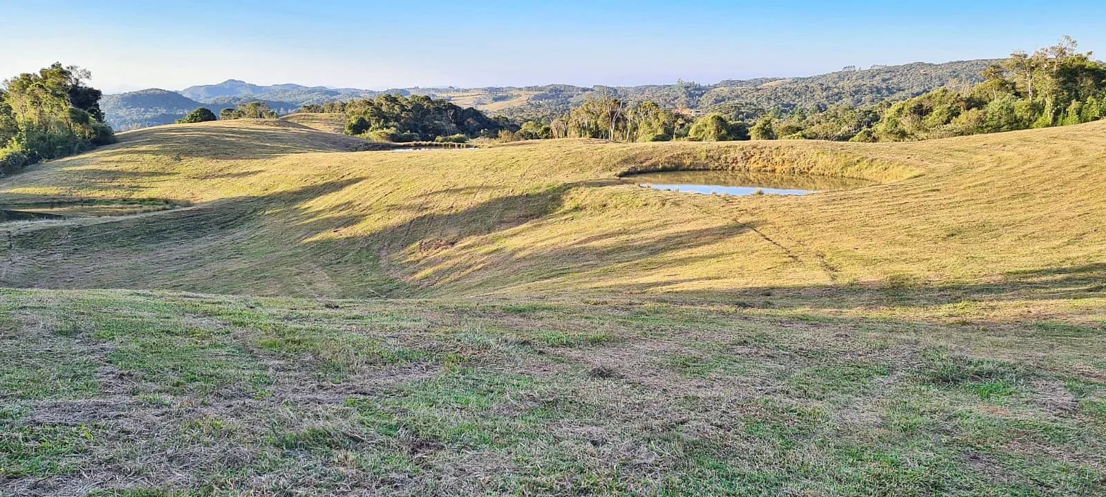 Imagem Oportunidade Única! Terreno com 4 Lagos e Escritura Pública em Rancho Queimado - 27,6 ha