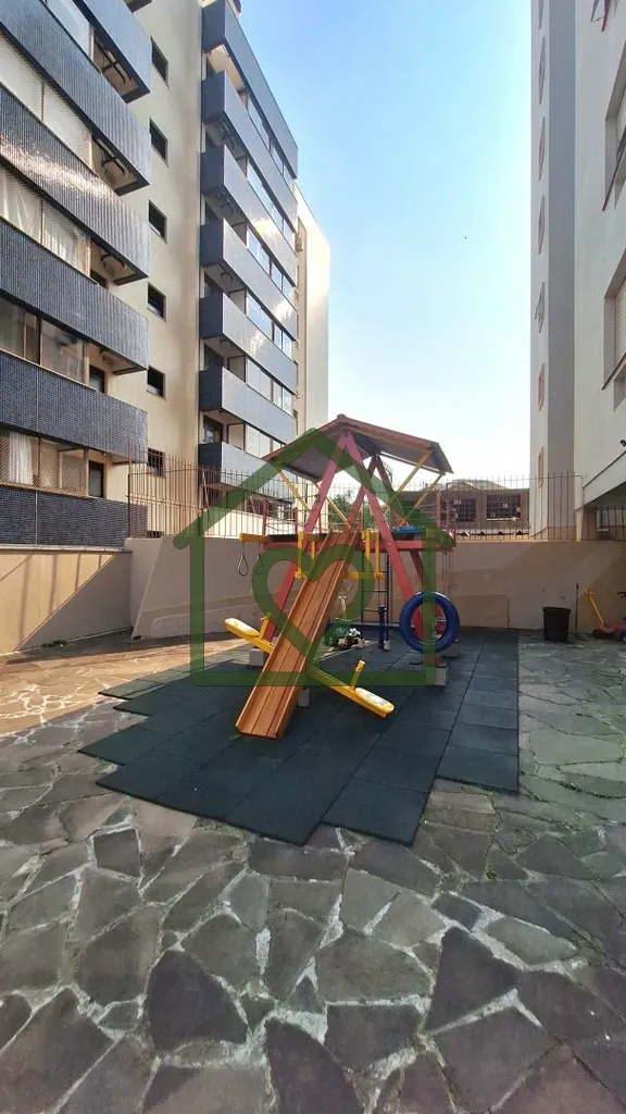 Imagem A/J BROKERS VENDE NO BAIRRO RIO BRANCO ? PORTO ALEGRE 
 Excelente Apartamento em andar alto, com vis...