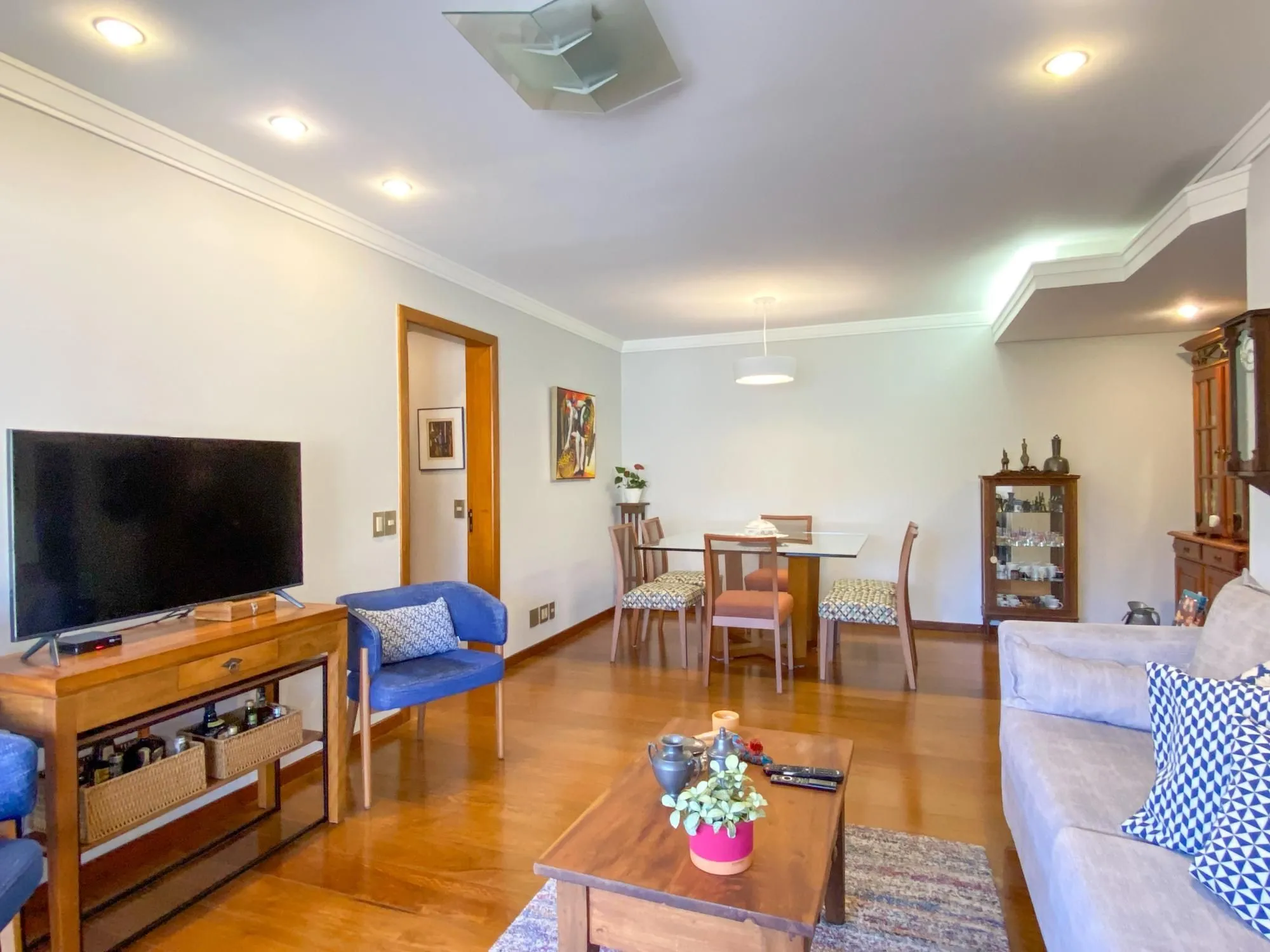 Imagem Apartamento 3 dormitório, 2 vagas e depósito a poucos metros do Parcão