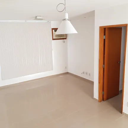 Imagem Casa com 3 Quartos à Venda, 150 m² em Colégio - Rio de Janeiro
