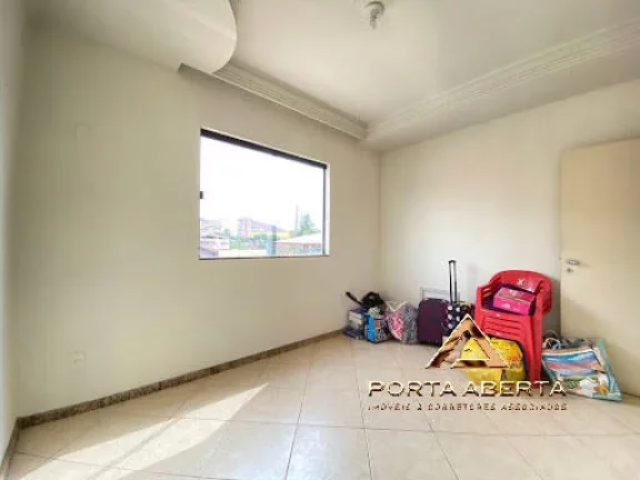Imagem Casa triplex Iguaçu- cod 1194