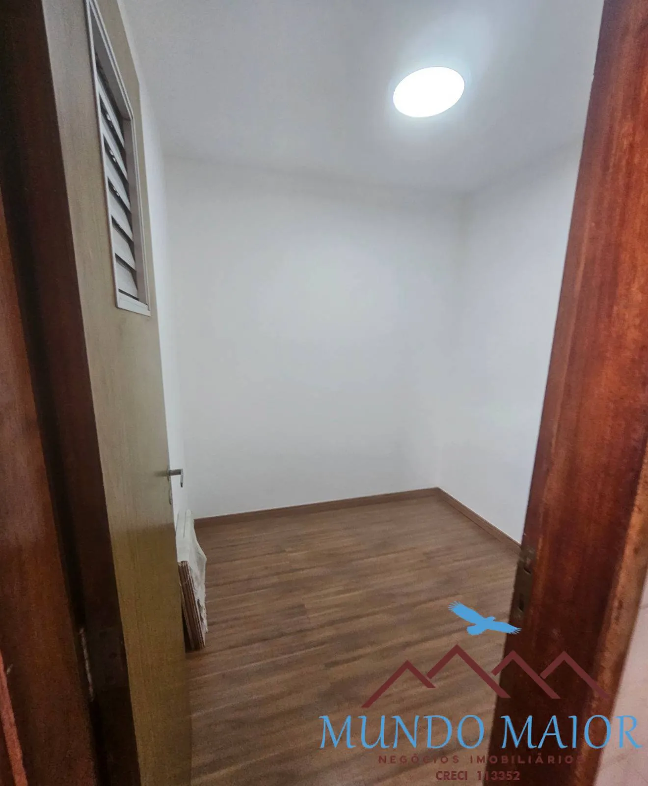 Imagem Seu Novo Lar Te Espera! 85m² Reformado, 2 Dorms (1 Suíte) -200m do Metro