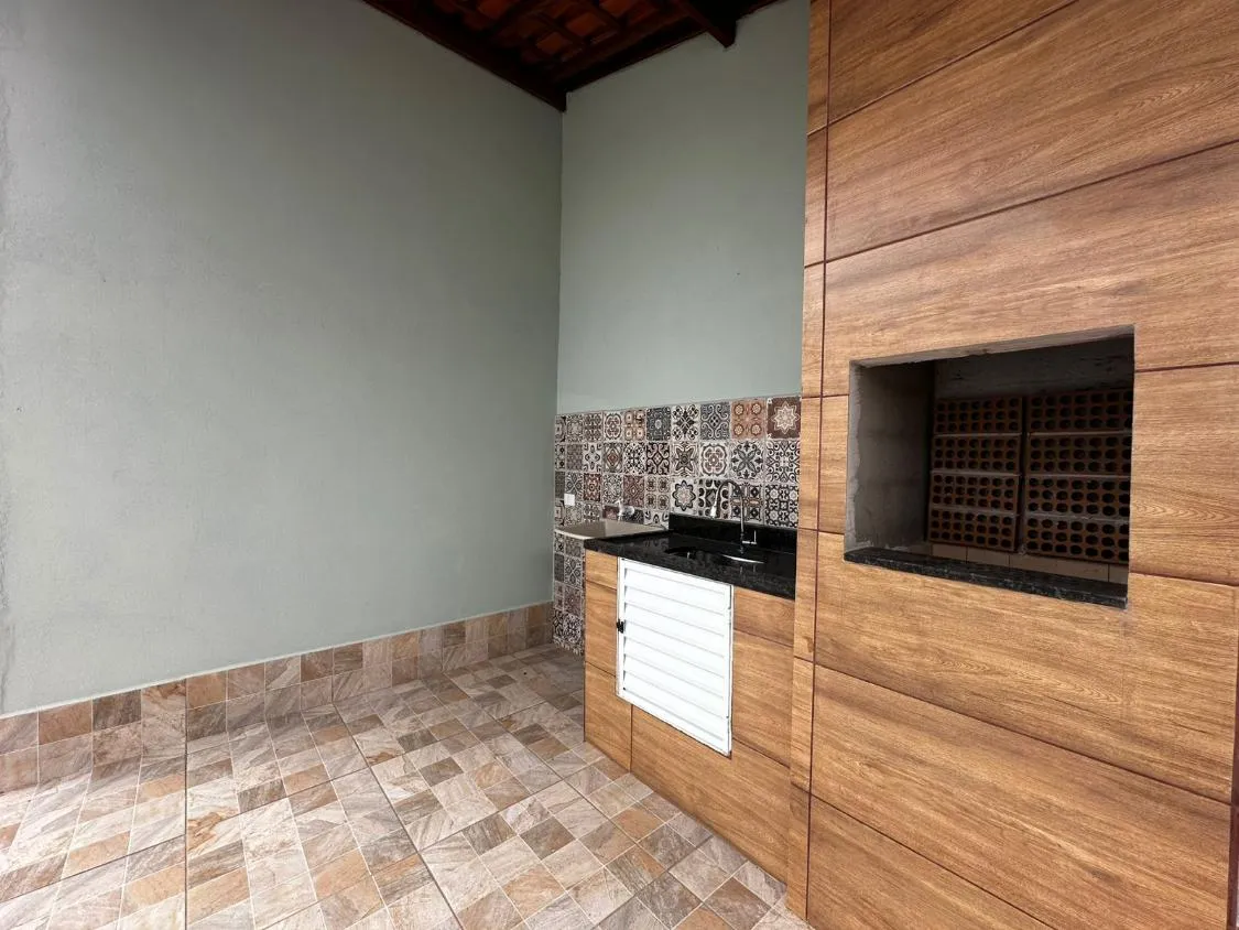 Imagem CASA NOVA COM PISCINA LADO PRAIA NO TUPY