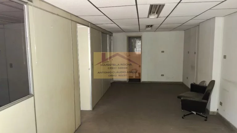 Imagem Oportunidade Única: Galpão Espaçoso em Cascadura, RJ!