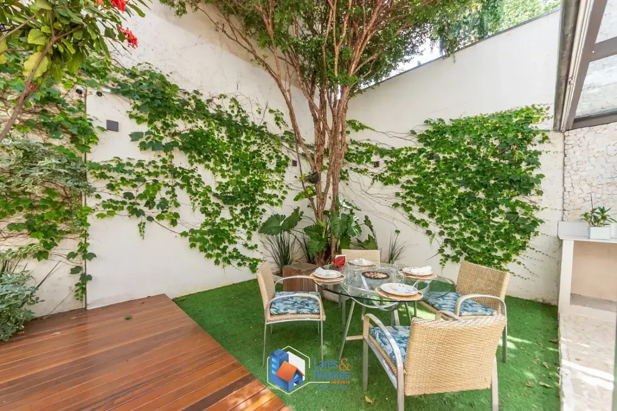 Imagem Casa para venda em Campo Belo com 3 quartos, sendo 2 suítes, 280m²
